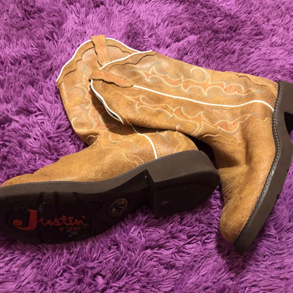 Women’s Justin Cowboy Gypsy Boots L2901